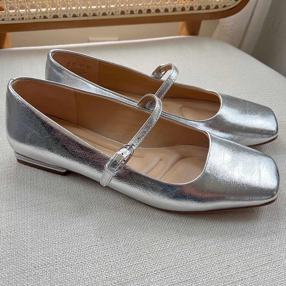Franco Sarto Tinsley Square Toe Silver Mary Jane Flats Sz 7 - Picture 2 of 11